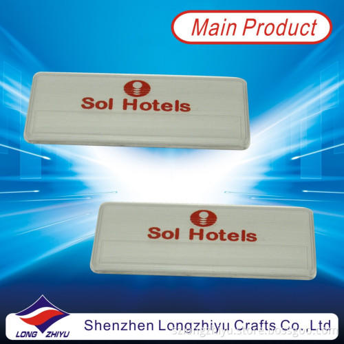 Fashionable Professional Hotel Enamel Name Badge Design Manufacturer with Magnet (LZY-2013000029)